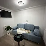 Skwerowa Nest アパート *